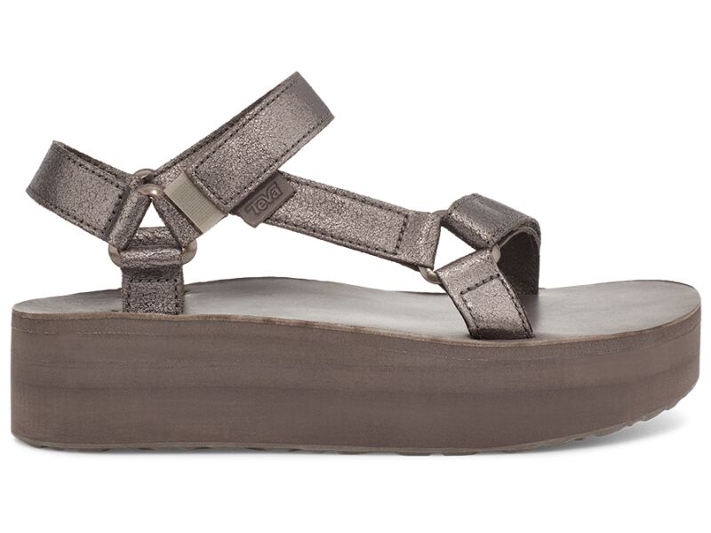 teva leather flatform