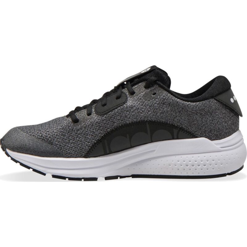 DIADORA Kuruka 5 Black/White