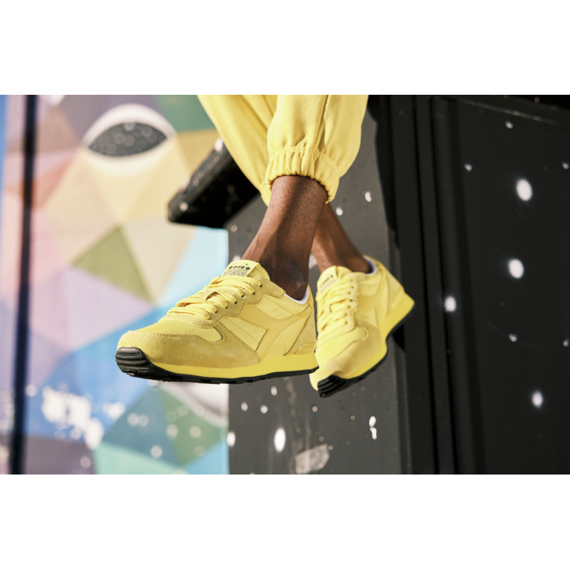 DIADORA Camaro Manifesto Color Yellow Lens