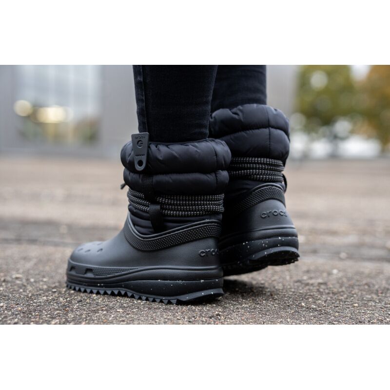 Черевики Crocs™ Classic Neo Puff Luxe Boot Women's Black