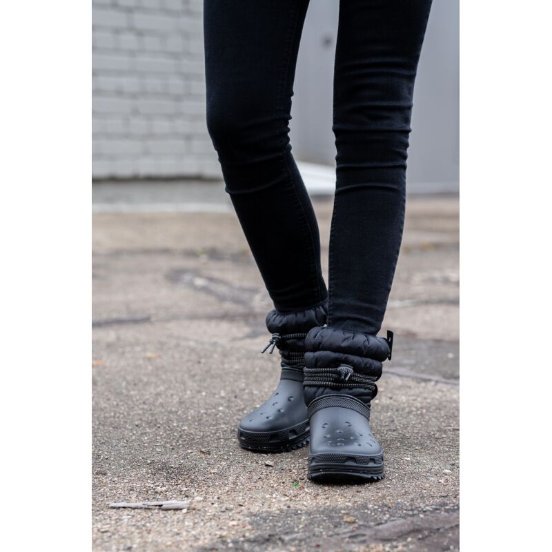 Черевики Crocs™ Classic Neo Puff Luxe Boot Women's Black