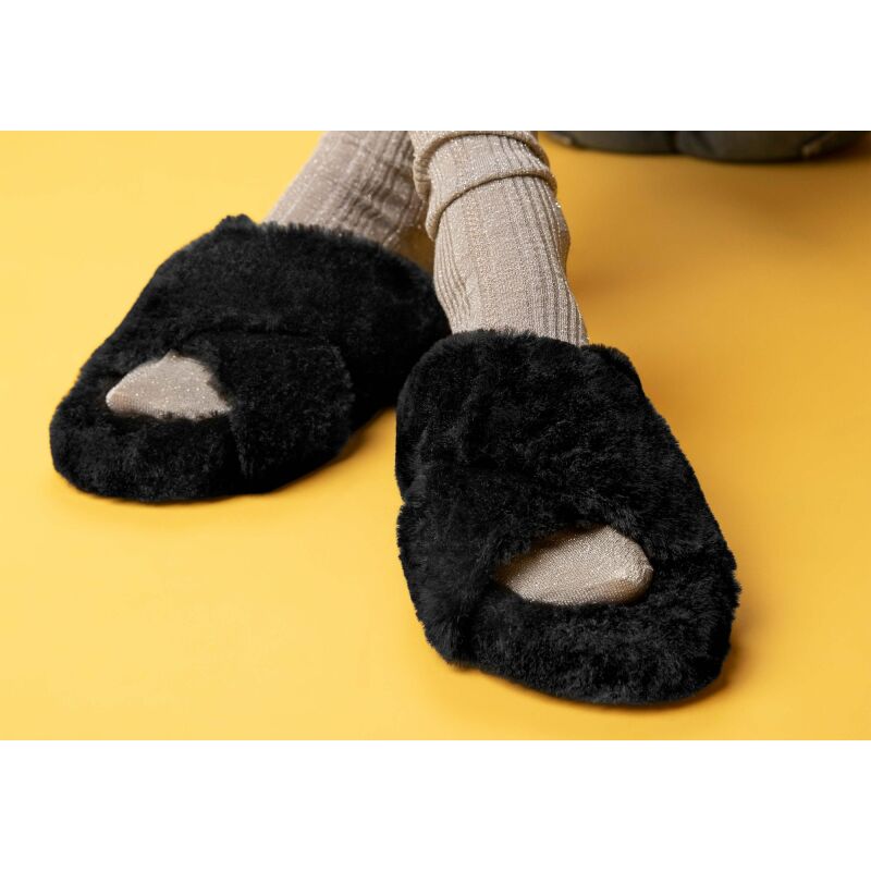 TOMS Faux Fur Women's Susiee Slipper Black
