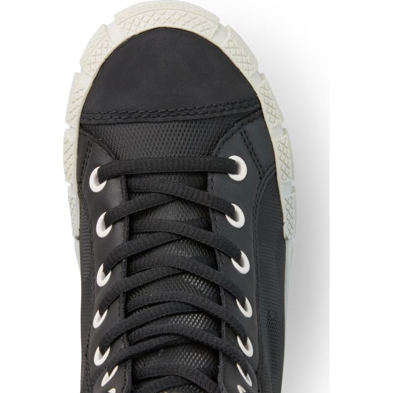 COUGAR BRAVE Black-White