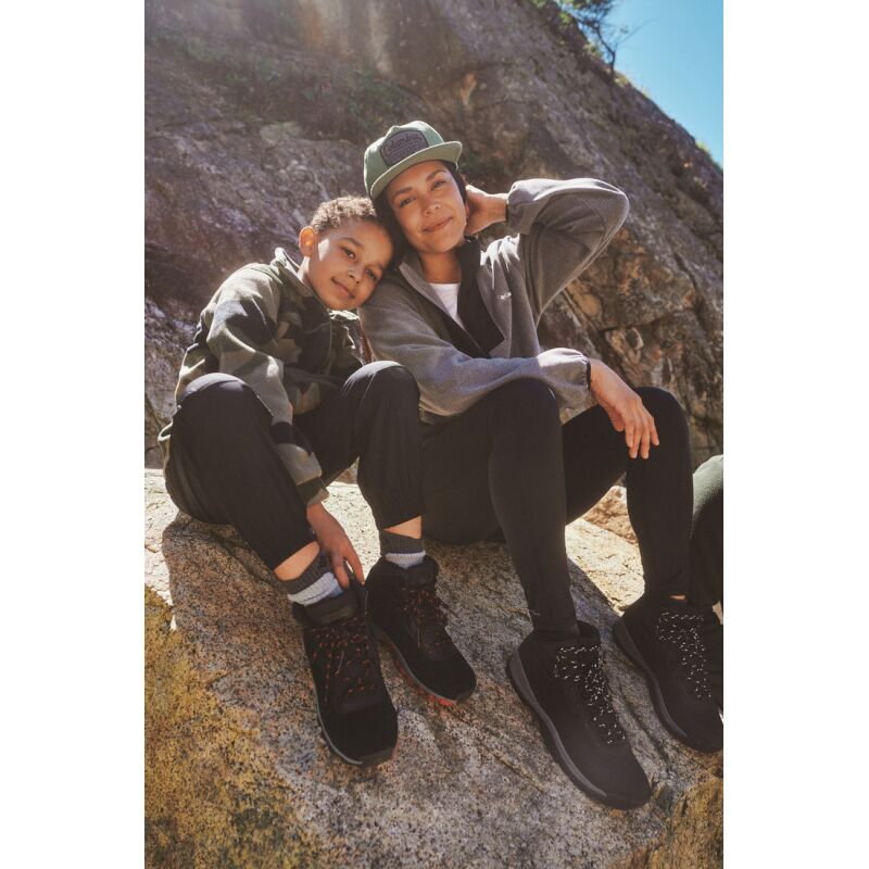 Columbia Packsaddle Corduroy Snap Back Canteen/ Csc Tracks