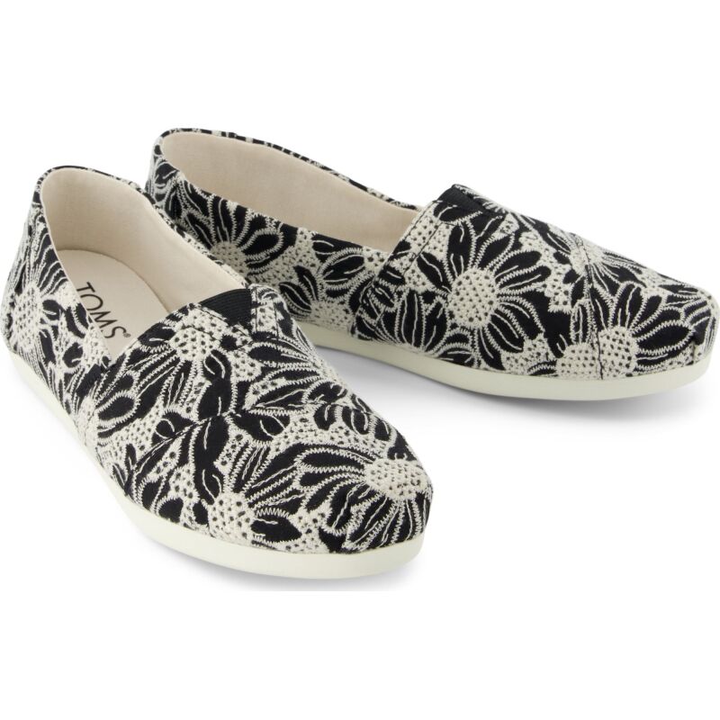 TOMS NATURAL OVERSIZED FLORAL EYELET 10021932 Natural