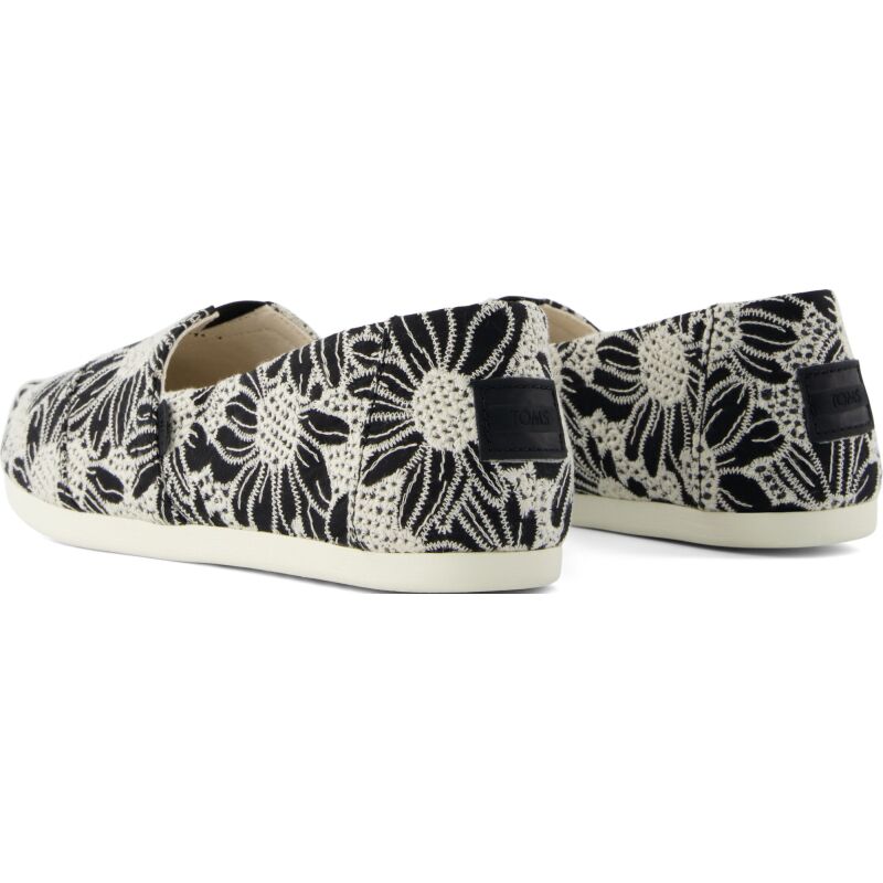 TOMS NATURAL OVERSIZED FLORAL EYELET 10021932 Natural