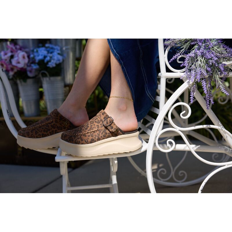 HEYDUDE Delray Clog Suede Women's Brown Leopard
