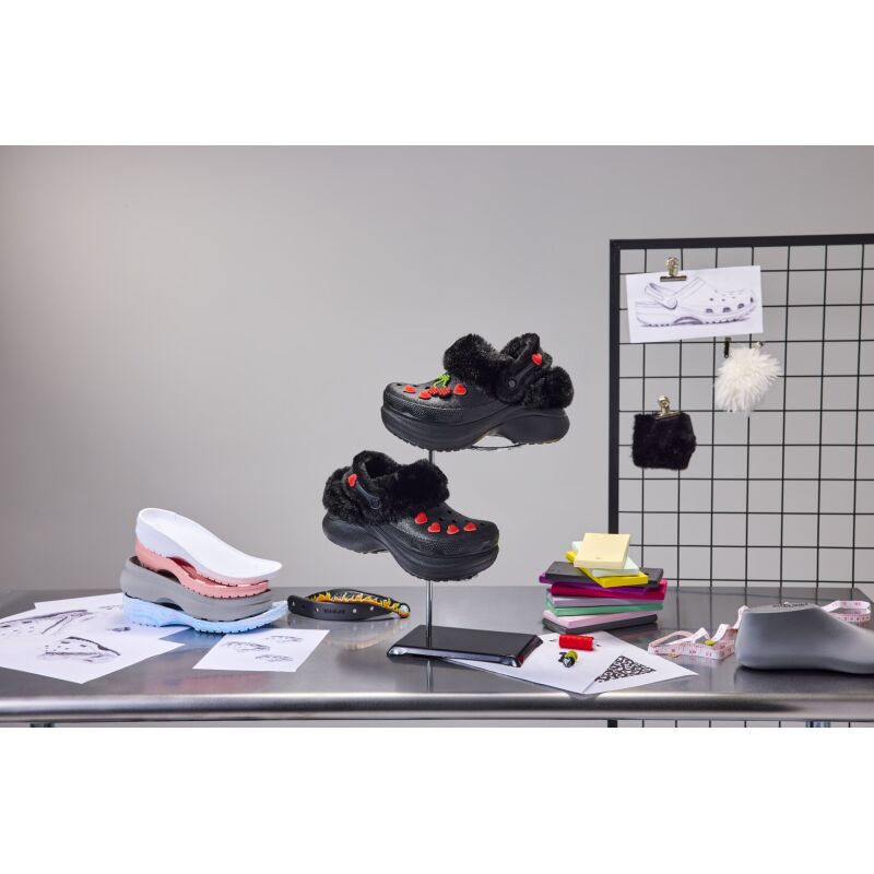 Crocs™ Bae Lined Clog 211753 Black