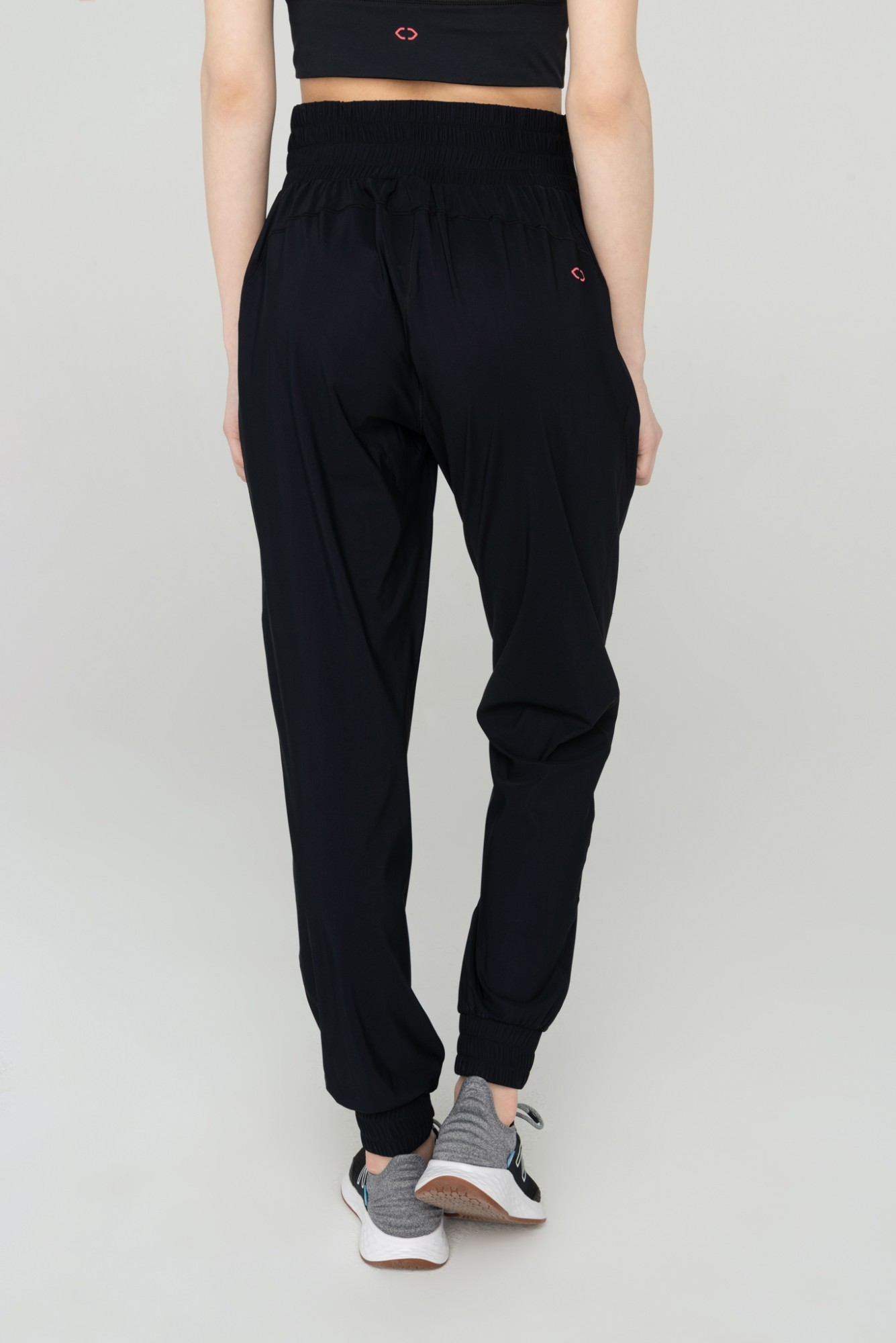 AUDIMAS Lengvos kelnės SENSITIVE 2111-303 Black 168/S
