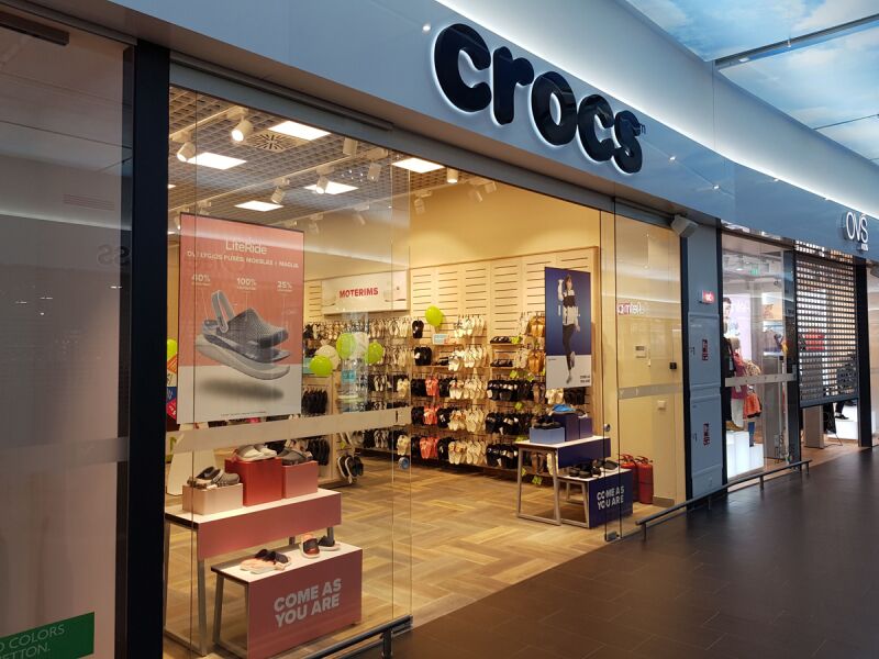 crocs outlet